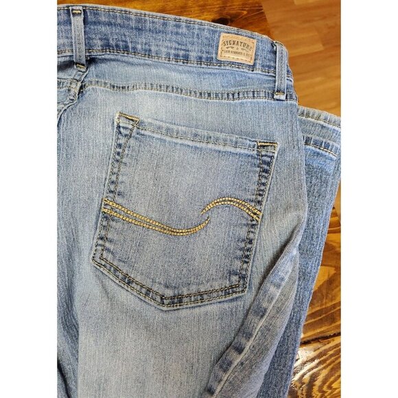3 Women Levi Strauss Signature Mid Rise Boot Cut 31W 30L - Picture 6 of 9